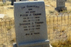 Theron, Peter J born 20 July 1844 died 28 July 1939 + Susanna J Theron born 15 October 1852 died 05 March 1939