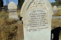 Du Toit, David Stefanus Mathys born 1872 died 28 May 1910 aged 38 years 6 months + 6 days