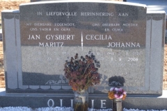Illegible, Jan Gysbert Maritz born 07 May 1923 died 23 October 19 + Cecilia Johanna nee Blom born 08 June 1928 died 01 August 2006