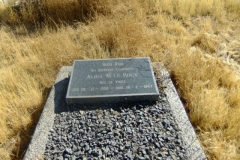 Le Roux, Alida nee De Vries born 28 December 1900 died 18 February 1947