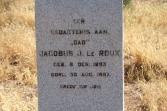 Le Roux, Jacobus born 09 December 1893 died 30 August 1957