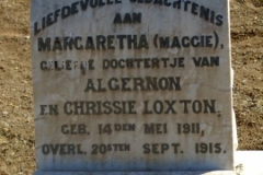 Loxton, Maggie Margaretha daughter of Algernon born 14 May 1911 died 20 September 1915