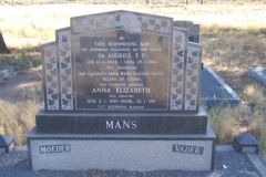 Mans, Dr Andries TP born 17 November 1904 died 25 January 1962 + Anna Elizabeth nee Fouche born 05 Janaury 1907 died 23 Janaury 1991