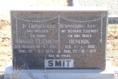 Smit, Maggel Elizabeth born Olivier 12 June 1895 died 29 August 1975 + Hendrik born 01 January 1888 died 23 October 1971