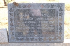 Theunissen, Susanna nee Van der Westhuizen born 13 May 1892 died 06 September 1954 + Jacobus Daniel Theunissen born 15 December 1880 died 27 August 1963