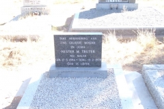 Truter, Hester M nee Malan born 17 May 1894 died 13 February 1979