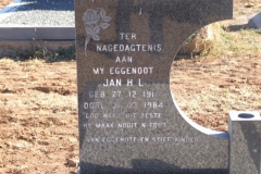 Unknown, JAN HL born 27 December 1911 died 31 March 1984