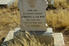 Van Wyk, Albertus A born 08 December 1872 died 25 April 1949