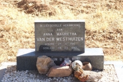 Van der Westhuizen, Anna Magrietha born 25 November 1915 died 04 March 1992