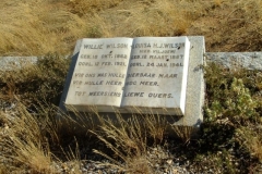 Wilson, Willie born 18 October 1862 died 12 February 1921 + Louisa HJ nee Viljoen born 12 March 1867 died 24 January 1941