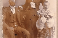 Unknown Family from Robertson