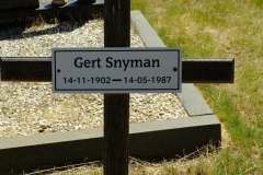 Snyman, Gert