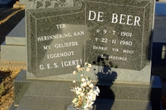 De Beer, G E S