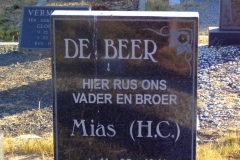 De Beer, Mias