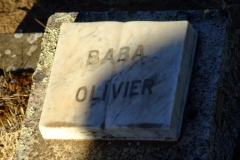 Olivier, Baba