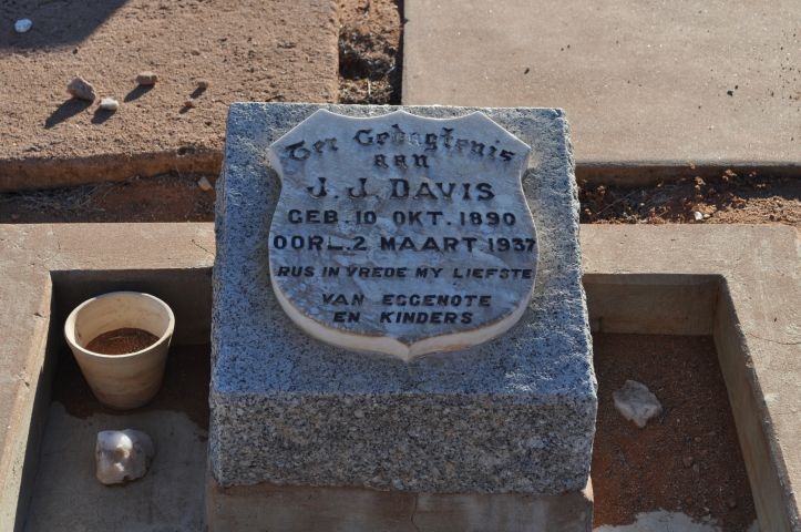 Davis, JJ