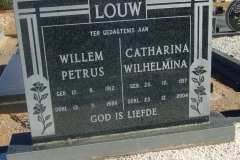 Louw, Willem Petrus born 12 September 1912 died 13 March 1986 and Catharina Wilhelmina born 20 October 1917 died 23 December 2004