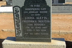 Mouton, Louisa Aletta Frederika nee Benade born 22 June 1887 died 03 May 1958