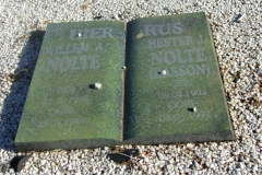 Nolte, Willem born 13 October 1908 died 29 May 1989 and Hester nee Basson born 09 April 1902 died 03 March 1997