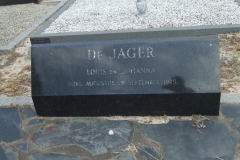 Cemetery Kleinmond 040