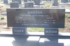 Mouton, Gert + Nontjie