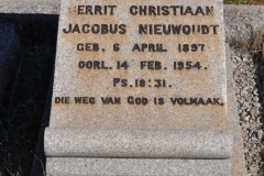Niewoudt, Gerrit Christiaan Jacobus born 06 April 1897 + 14 February 1954