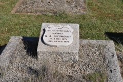 Niewoudt, NA born 03 May 1873 died 25 August 1956
