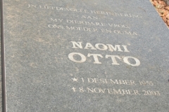Otto, Naomi