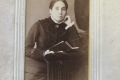 Unknown woman